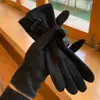Guantes de Felpa al por Mayor para Mujer en Otoño e Invierno Terciopelo Alemán Estilo Coreano Guantes para Ciclismo Sin Dedos Pantalla Táctil Más Terciopelo Espesado Guantes Cálidos