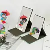 Nuevo Espejo Pequeño de PU de Mano Regalo Espejo de Maquillaje Portátil en Stock Espejo de Maquillaje de Acero Inoxidable Espejo Plegable Irrompible