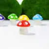 En stock al por mayor pequeño hongo musgo micro paisajismo adornos de resina joyería carnosa botella ecológica montaje DIY hongo