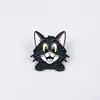 Lindo pin de esmalte con forma de gato y patrones coloridos, broche de animal de dibujos animados, accesorio decorativo creativo para ropa y mochilas de niños