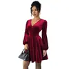 Comercio Exterior Europeo y Americano Retro Socialité Borgoña Terciopelo Cuello en V Manga Linterna Ajustado Adelgazante Look Línea A Plisado Vestido Corto