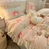 Conjunto de Roupa de Cama Fofo de Lã de Leite Quatro Peças Inverno Plush Dupla Face Capa de Edredom Lençol de Fleece Coral Conjunto de Três Peças para Dormitório