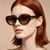 Nova armação gatinho estilosa, armação pequena retrô, óculos de sol modernos e versáteis para homens e mulheres, perfeitos para ensaios fotográficos de estilo de rua da moda