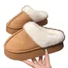 Nuevas pantuflas de algodón para mujer, pantuflas cálidas de invierno para el hogar, antideslizantes, de suela gruesa, pantuflas de pelo para el hogar de pareja para mujer