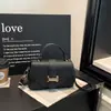 Bolso Cuadrado Pequeño Retro Francés de Alto Valor para Mujer 2026 Nuevo Estilo Otoño Correa de Cuero de Lujo Ligero Bolso de Hombro Versátil Bolso Cruzado