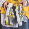 Sapatos Brancos Primavera e Outono Femininos Sapatos de Lona de cano baixo 2023 Primavera Novo Estudante Estilo coreano All-match Borracha Explosivo Board Shoes