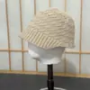 Chapéu balde liso oco respirável para mulheres, chapéu balde simples versátil de outono e inverno que faz o rosto parecer menor, chapéu de pescador dobrável moderno