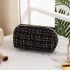 Bolsa cosmética de almohada portátil para mujeres viajeras, de alta gama, gran capacidad, nuevo diseño atractivo, impermeable, bolsa de almacenamiento para artículos de tocador