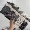Meias Femininas de Lã Kun'Ao de Cano Alto Novo Estilo Outono e Inverno, Macias e Confortáveis, Retentoras de Calor e Quentes, Meias Femininas de Caxemira de Cintura Alta Venda por Atacado