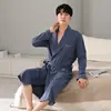 Roupão de Algodão Outono/Inverno 2026 para Homens, Kimono Cardigan Casual Simples de Alta Qualidade com Amarração, Roupa de Casa