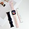 Correa de reloj de silicona bicolor con puntos de colores grabados, compatible con Apple Watch Series 9, 10, 11 e iWatch Ultra
