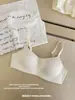 Sutiã sem costura com aro feminino busto grande parece menor busto sustentação suave fino de verão anti-queda bojo único