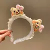 Diadema de Cabeza de Oso de Mantequilla de Dibujos Animados con Lazo de Encaje para Lavado Facial Diadema Suave Lindo Orejas de Oso Accesorio de Pelo de Felpa para Niñas