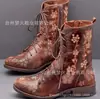 Botas Femininas Retro Europeias e Americanas Inverno Novo Estilo Étnico Bico Redondo Salto Grosso Cadarço Bordadas Botas Curtas Tamanho Grande Feminino Sapatos Femininos para Comércio Exterior
