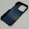 Para iPhone 16 apertura de botón tres paquetes de agujero para cámara agujero plano mate base única carcasa de PC borde aceitado material