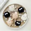 Nuevo llavero colgante de peluche de dibujos animados súper lindo, regalo promocional, pequeño colgante para mochila de estudiante