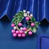 Moda Europeia e Americana Retrô Broche de Uva com Pérola Gota Broche de Fruta Acessórios para Roupa Alfinete Joia Clássica Texto Secreto