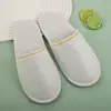 Pantuflas Gruesas Personalizadas al por Mayor para Hoteles de Lujo, Casas de Huéspedes, Salones de Belleza, Hospitalidad Doméstica Desechable, Engrosadas para Uso en Hotel