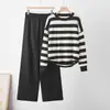 Nuevo conjunto de dos piezas de punto para mujer, estilo casual holgado, bloques de color a rayas, para otoño e invierno, de manga larga y cuello redondo, transfronterizo