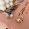 Pendientes de tulipán con gotas de aceite de perla de Super Fairy, pendientes femeninos de estilo coreano con personalidad de nicho, pendientes retro sencillos y elegantes que combinan con todo.