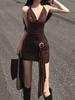 2025 Vestido de Tirantes Halter de Cuello en V para Chica Sexy Verano Nuevo Estilo Falda Ajustada de Alta Gama Elegante Falda Línea A