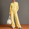 Conjunto de moda europea y americana para mujer 2026, nuevo suéter cárdigan de color liso con cuello alto y pantalones de pierna ancha, un artículo popular en plataformas de comercio electrónico independientes