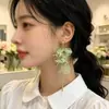 Pendientes de borla de pétalos de malla con degradado verde para mujer, estilo largo de alta gama, delicados, modernos, versátiles, pendientes estilo vacación en la playa