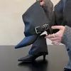 Botas estilizadas de tacón alto y punta fina para la nueva temporada con hebilla de cinturón y anillo metálico, versátiles botas de moda de tacón de aguja
