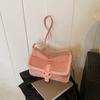 Bolsa de Ombro Inverno Transfronteiriça Nova Moda Fosca para Axila 2026 Bolsa de Ombro Nicho Retrô Bolsa Transversal Versátil de Alta Qualidade