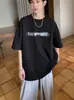 Camiseta Masculina de Verão Estilo Hong Kong com Estampa de Letras e Manga Curta, Marca Tendência Americana High Street Europeia e Americana com Design Único, Moda de Nicho, Top Fresco e Estiloso