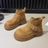 Botas Martin de Camurça Estilo Britânico com Solado Grosso Femininas 2026 Novidades de Outono Botas Curtas Alças com Fivela Roupa de Trabalho Saltos Plataforma Botas da Moda