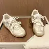 Zapatillas deportivas retro alemanas de suela gruesa para mujer, nuevo modelo otoño 2026, de malla transpirable, versátiles, de suela blanda, zapatillas casual blancas