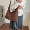 Bolsa de Mão Vintage de Grande Capacidade para Uso Diário e Viagens Transfronteiriças 2026 para Mulheres, Bolsa Tote Simples com Rebites para Ombro