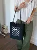Bolso de Hombro Double-Sided Nuevo Retro de Lunares de Verano Transfronterizo, Bolso de Tela Versátil de Estilo Perezoso de Nicho, Bolso Tote para Mujer