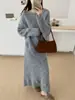 Conjunto de Tricô Estilo Francês Suave 2026 Outono/Inverno Nova Chegada Suéter Pulôver Floral 3D e Conjunto de Duas Peças de Saia para Mulheres