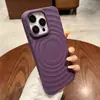 Adequado para Apple 15Promax Capa Macia Magnética com Anel para Sol Silicone Capa de Celular com Padrão de Anel Venda por Atacado