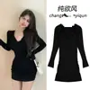 Vestido de manga larga con cuello en V puro para mujer, nuevo para otoño e invierno, falda base adelgazante para la cintura, falda ajustada de cadera para chica popular