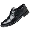 Sapatos Brogue Derby Masculinos de Couro para Outono Nova Coleção, Formais de Negócios, Sola Macia Antiderrapante, Sapatos para Noivo de Casamento