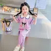 Conjunto Esportivo para Meninas Verão 2025 Novo Estilo Bebê Menina Verão Fashion Menininha Desenho Animado Conjunto de Duas Peças