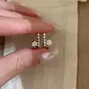 Estilo Coreano Fresco Simple Versátil Único Copo de Nieve Meteoro Aretes de Presión Diseño de Alta Gama Accesorios de Pendientes Versátiles Decoración Exquisita
