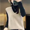 Nuevo estilo de otoño, chaleco de punto con cuello en V de terciopelo Andy, sin mangas, versátil, color liso, corte holgado, top estilo coreano para mujer