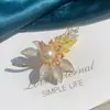 Broche Hoja de Arce para Comercio Transfronterizo, Exquisito y Elegante, Gama Alta, Pin para Traje de Lujo Ligero, Corsage de Perla y Pedrería al por Mayor