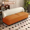 Sofá moderno minimalista de cuero resistente a los arañazos de gato para apartamentos pequeños y casas de alquiler, disponible en opciones de dos y tres plazas, duradero y fácil de limpiar, sofá de líneas rectas