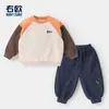 Conjunto de Moletom e Calça de Moletom Infantil Masculino, Novo Estilo Outono 2026, Roupa Infantil para Bebês, Estilo Tendência Primavera e Outono