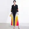 Ropa de mujer transfronteriza: Elegante vestido de Issey Miyake con cuello camisero, mangas acampanadas, moderno faldón midi plisado arcoíris degradado, estiloso