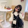 Bolso infantil con estilo de princesa con cadena de perlas, bolso de niña estilo Chanel con accesorios tejidos a mano, monedero para bebé