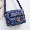 Bolsas Femininas, Bolsas Transversais de Ombro Único Estilo Novo, Bolsas para Celular em Tecido Oxford, Bolsas de Tecido Floral, Bolsas de Vendedor Ambulante Atacado de Fábrica, Bolsas Elegantes para Mães