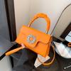 Bolso Cuadrado Pequeño de Diamantes de Moda 2024 Nuevo Bolso de Mano Guofeng con Gema Bolso de Mujer Estilo Occidental Texte Bolso Bandolera de Hombro