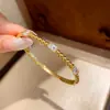 Pulseira fecho retangular com zircônia banhada a ouro 18K real, simples e elegante, joia de nicho de luxo leve de alta qualidade
