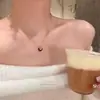 Exquisito Collar de Amor Francés de Doble Cara con Goteo de Aceite de Imitación de Nácar para Mujer Cadena para Clavícula de Lujo Ligero de Gama Alta de Nicho